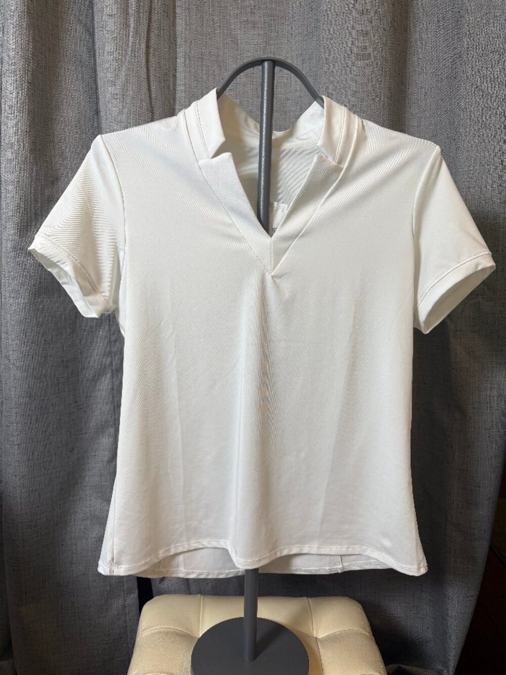 Lucky in Love Women’s White Short Sleeve Tennis Polo Shirt Size M 8-10 Athletic